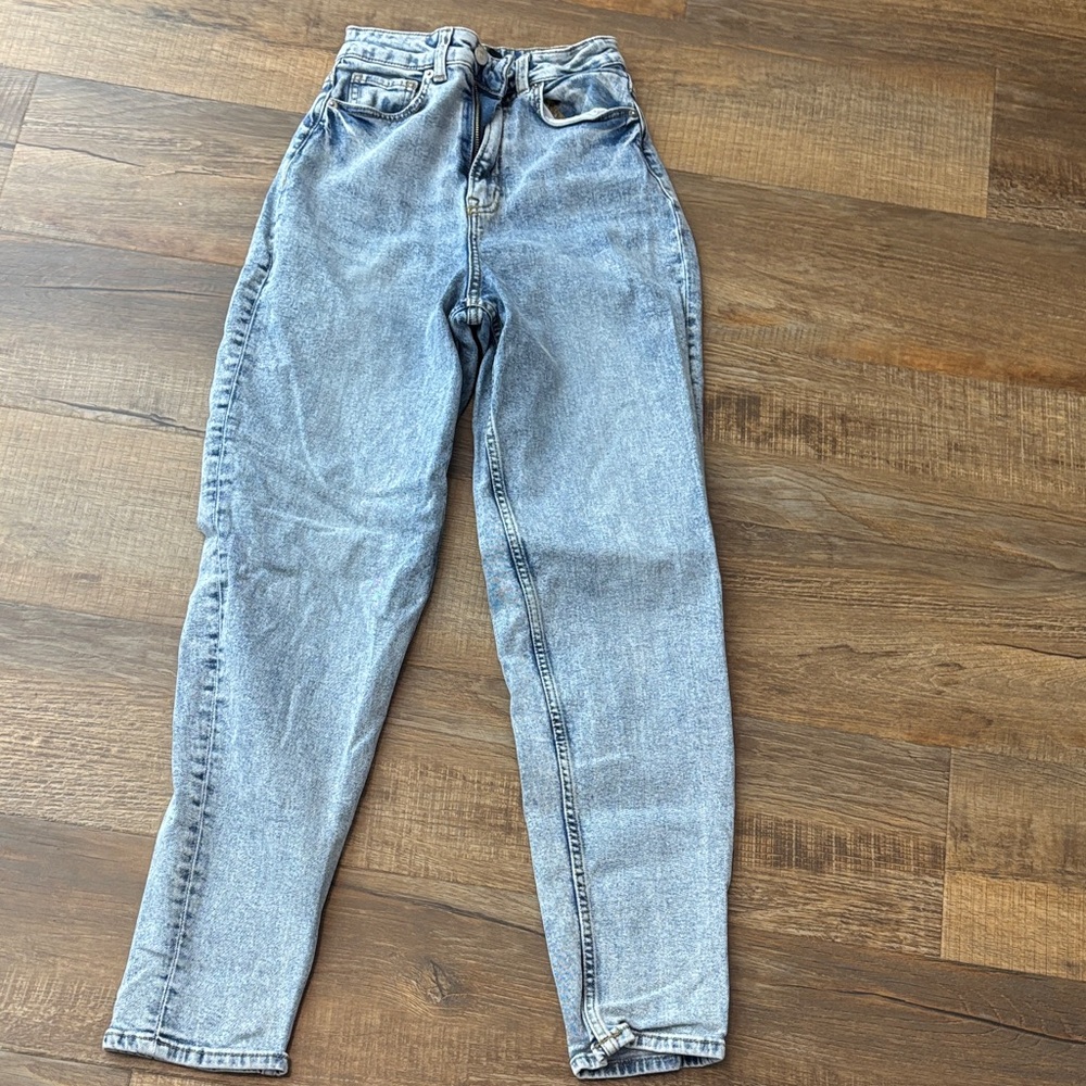 Divided High Rise Women's Jeans in Light Blue